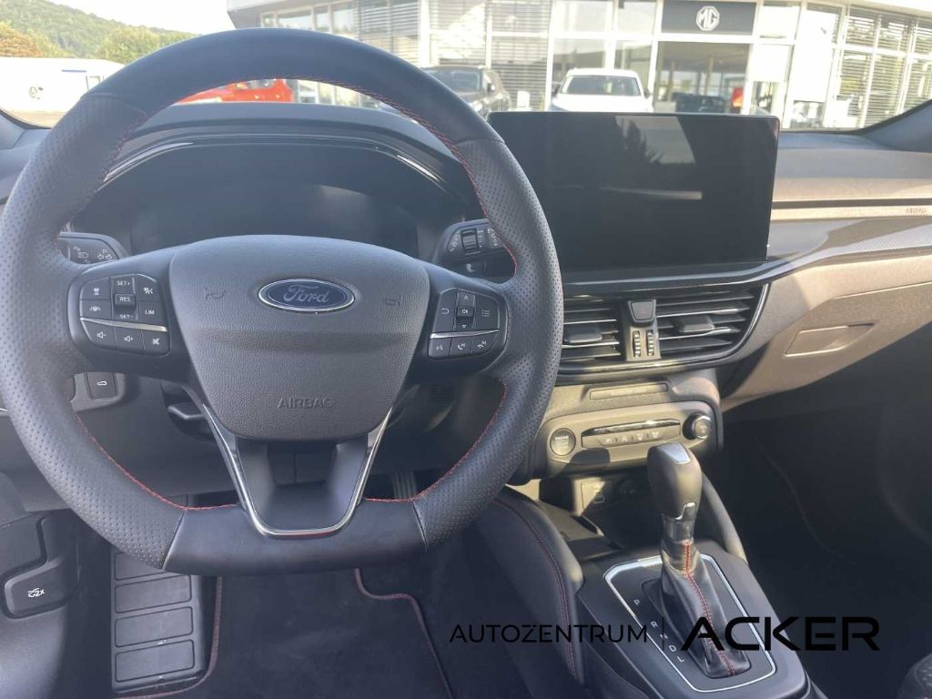 Ford Focus ST-Line X Turnier MHEV AT7 PANO aAHK -46%*