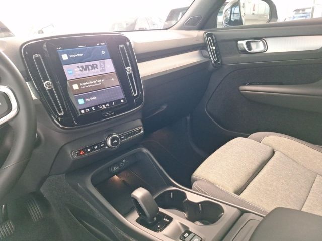 Volvo XC40 B3 Core AHK Allwetterreifen Navi Klimaautom