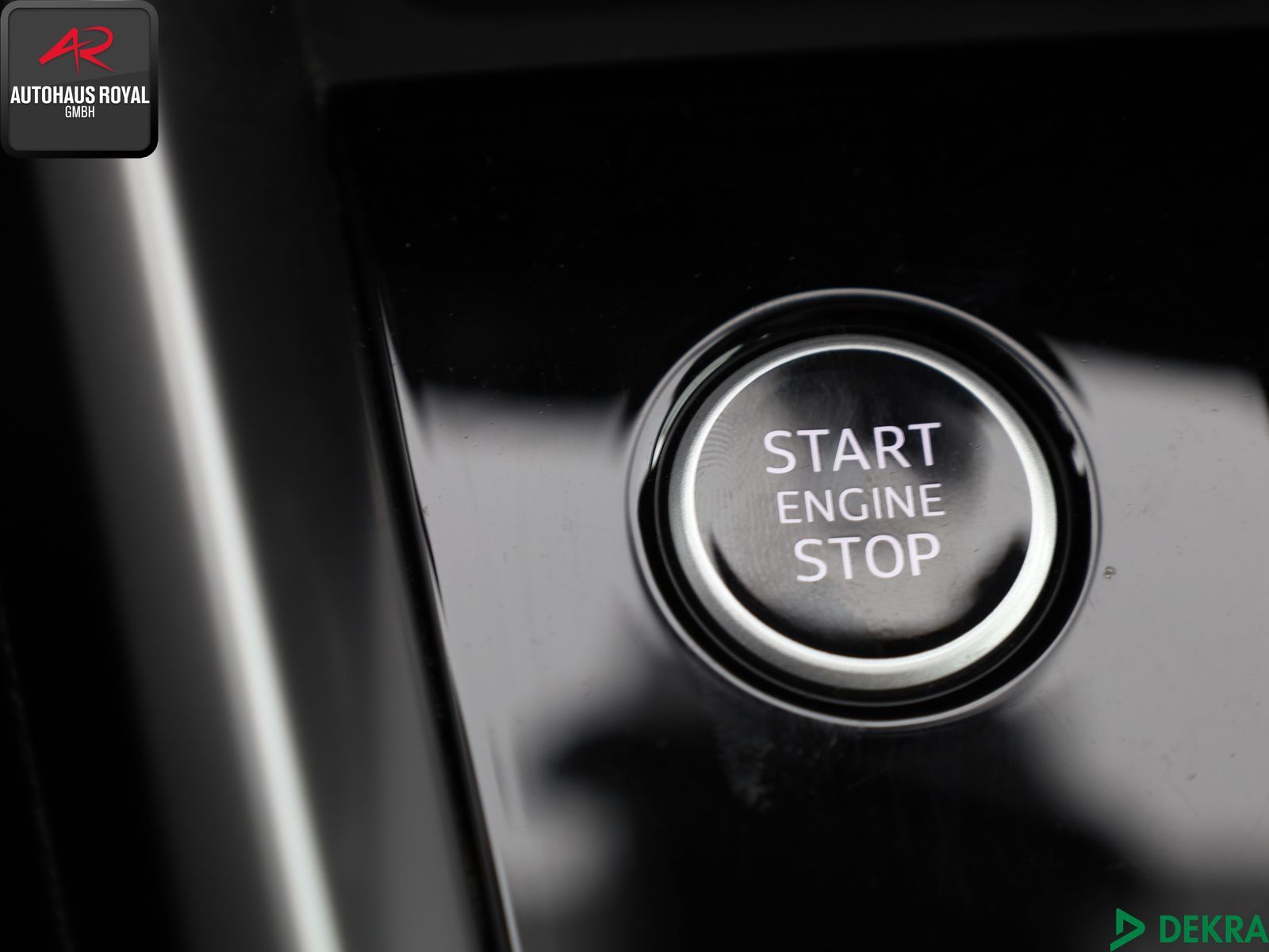 Audi A3 Limousine 30 TDI HEADUP,SPURHALTE,PANO,1.HAND