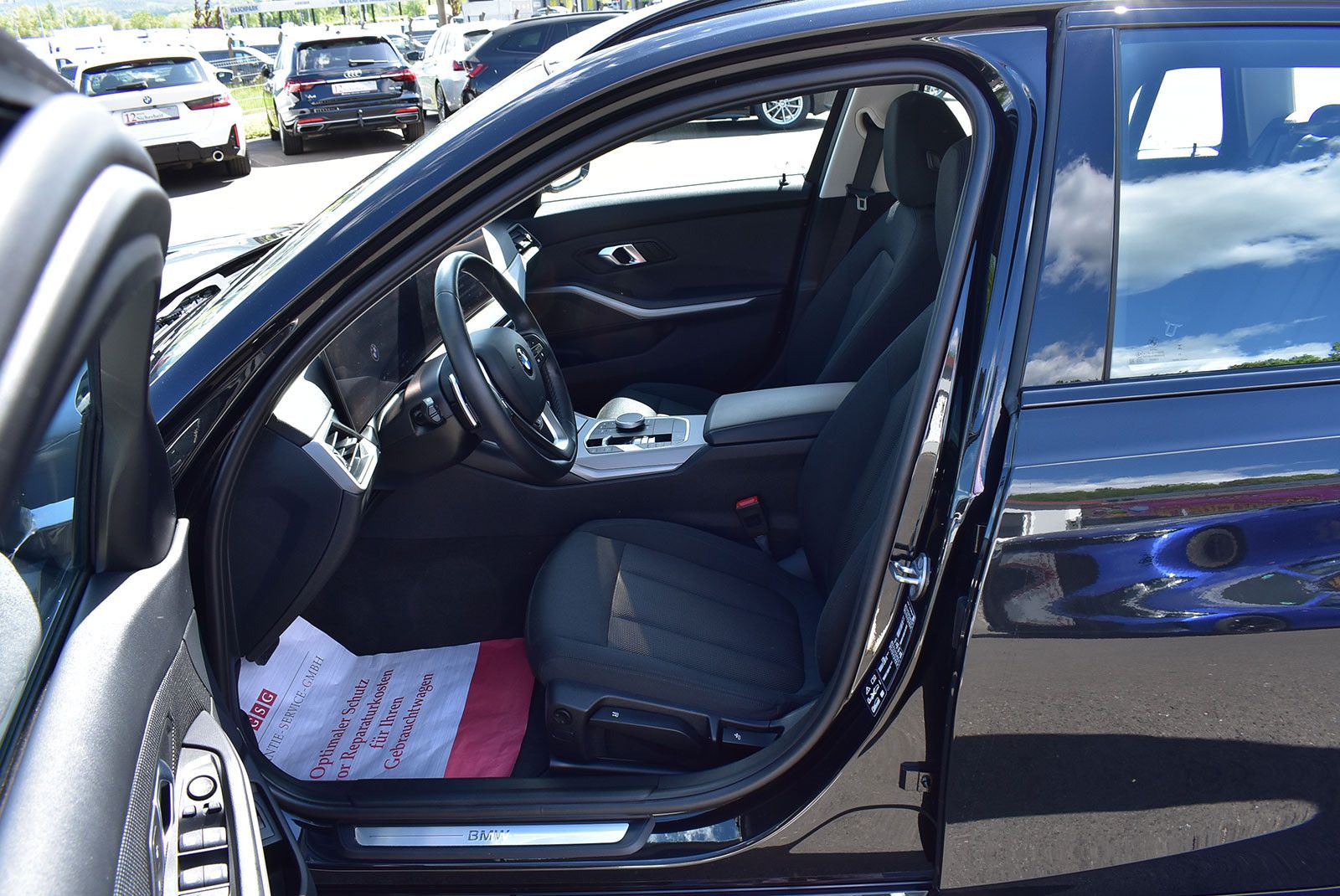 BMW 320 d xDrive - Samsaru's Car Outlet