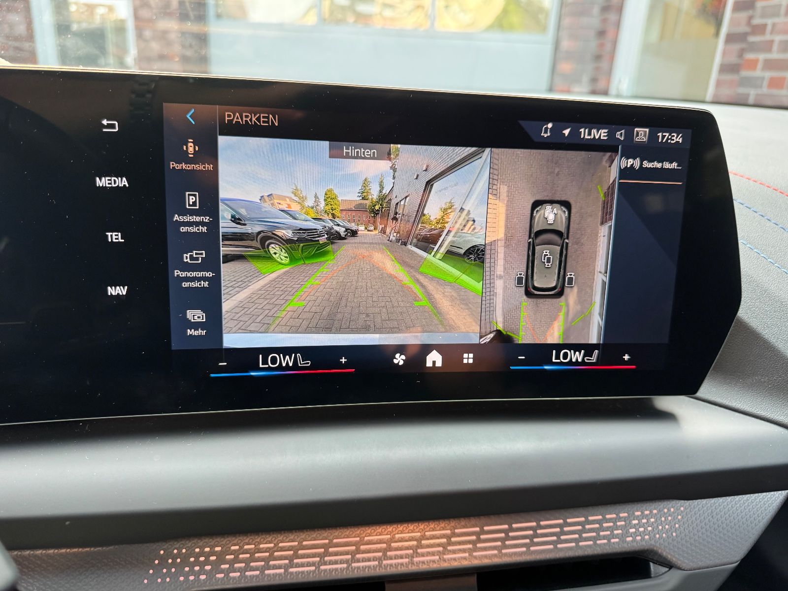 BMW 120i M SPORT PRO HEADUP 360° ACC Innovation 8xLM
