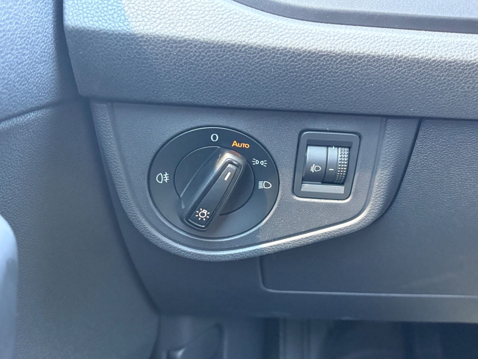 Volkswagen Taigo - Samsaru's Car Outlet