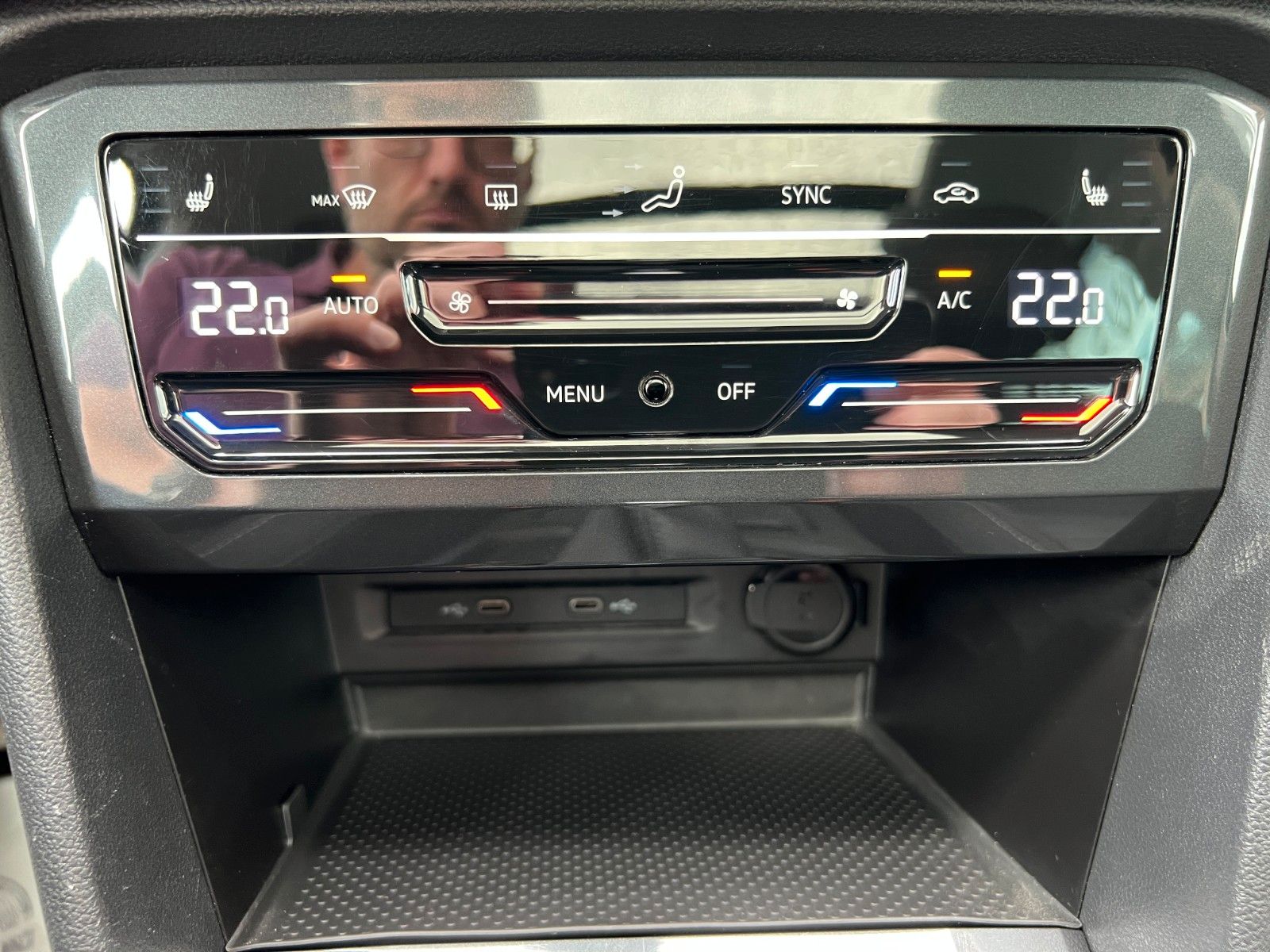 Volkswagen Tiguan Elegance TDi DSG - Samsaru's Car Outlet