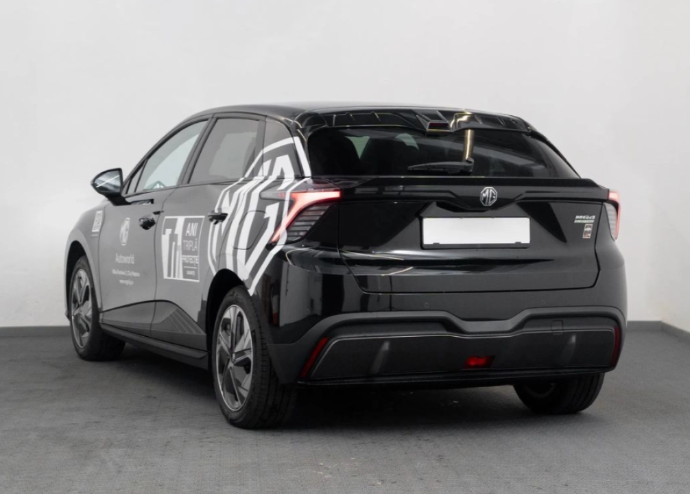 MG4 EV 5 usi Electric 204 CP AT