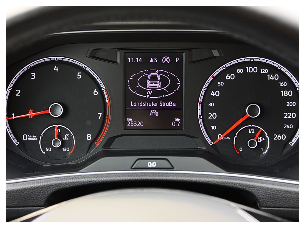 Volkswagen T-ROC Style - Samsaru's Car Outlet