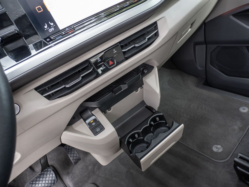 Volkswagen T7 Multivan 2.0TDI DSG - Samsaru's Car Outlet