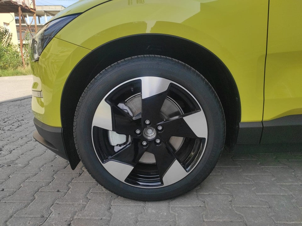 Volvo EX30
