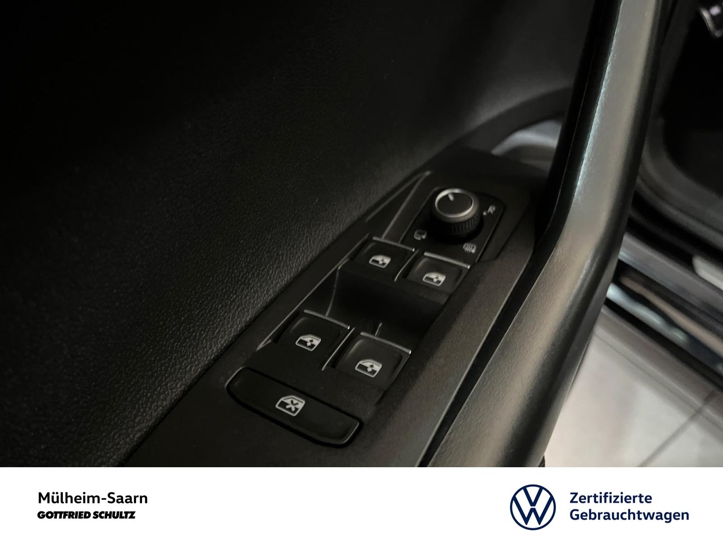 Volkswagen Taigo 1.0 TSI DSG R-Line - Samsaru's Car Outlet