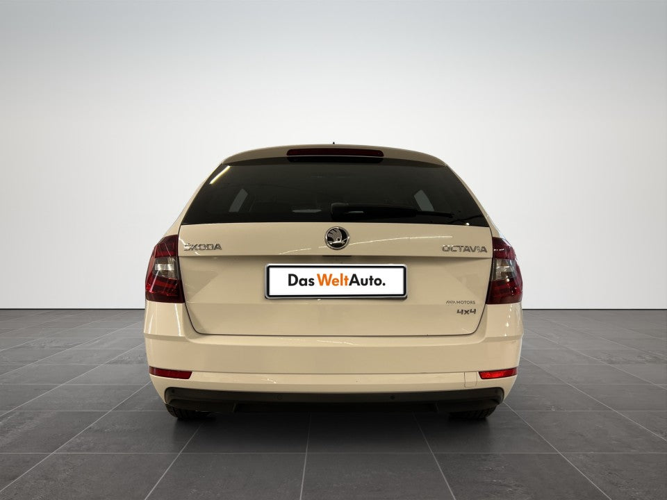 Skoda Octavia Combi 2.0 TDI 4x4 DSG