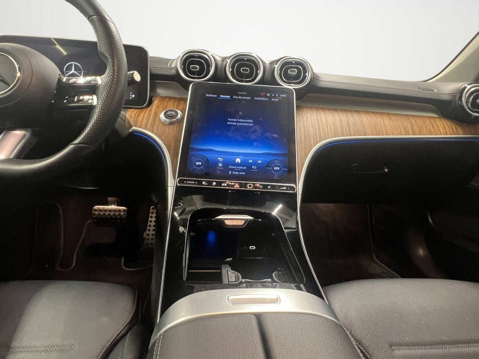 Mercedes-Benz C300 e 9G-TRONIC