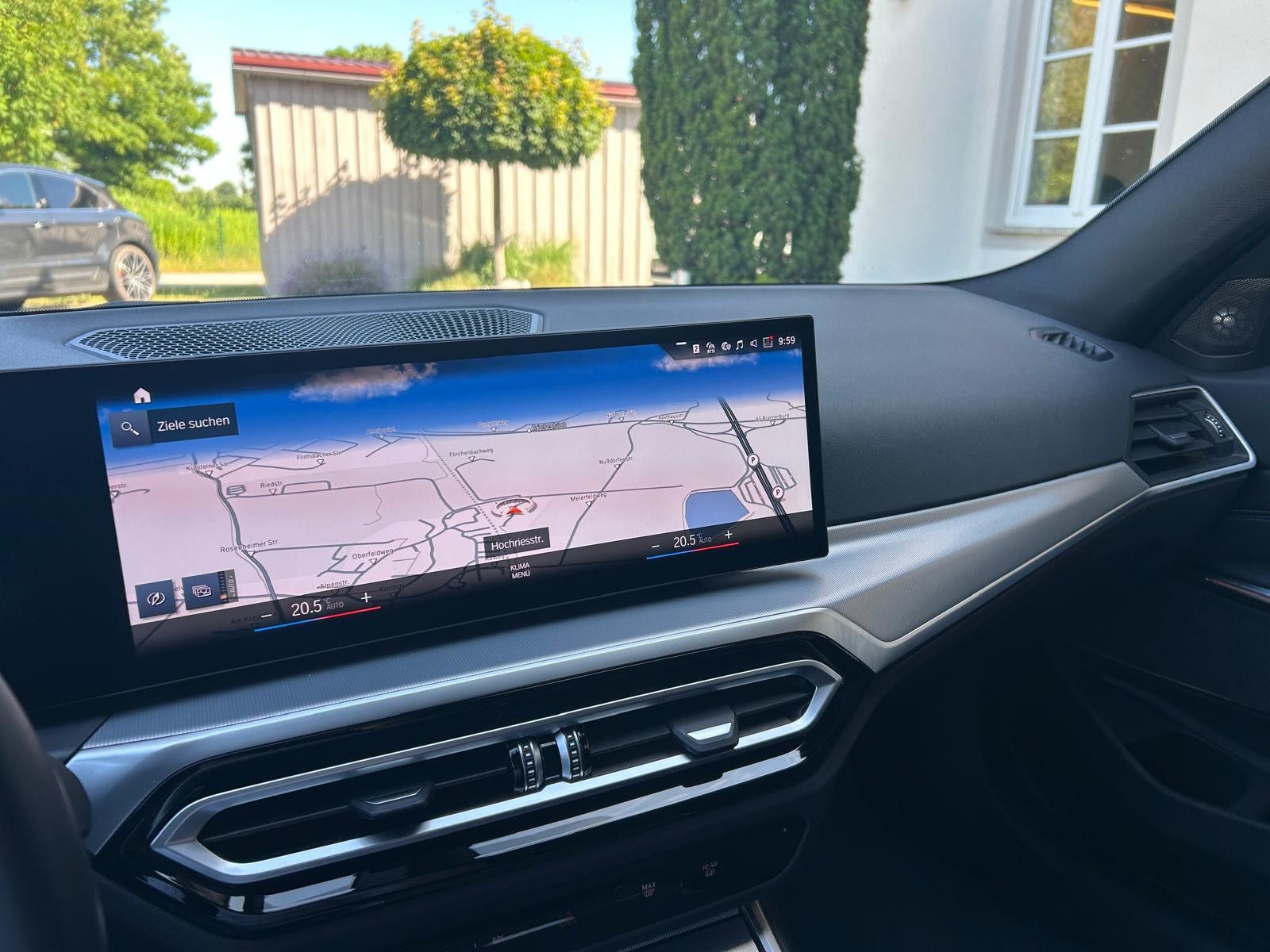 BMW 320 d xDrive M-Sport - Samsaru's Car Outlet