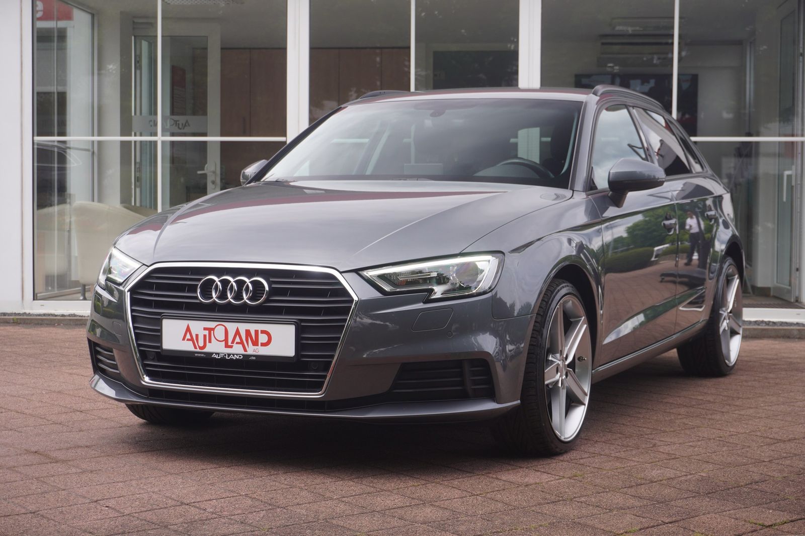 Audi A3 Sportback 35 TDI - Samsaru's Car Outlet