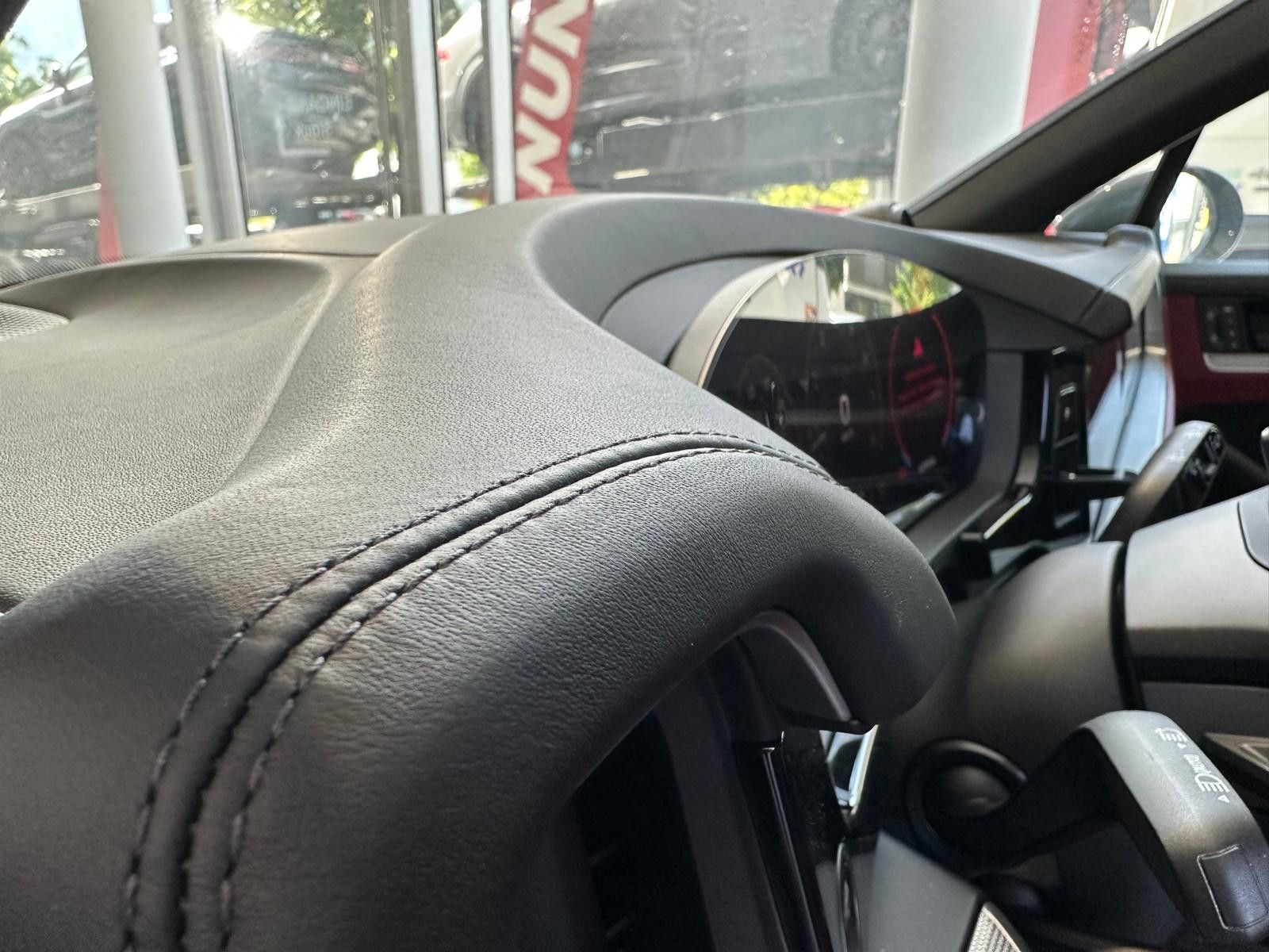 Porsche Cayenne Facelift -19%/gr-rot/Pan/Mtx/ACC/14W/21