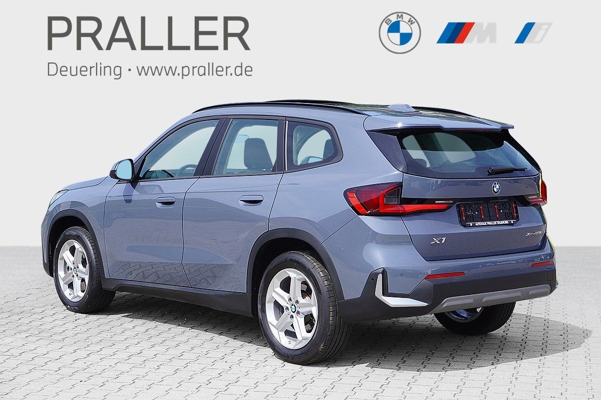BMW X1 xDrive23i - Samsaru's Car Outlet