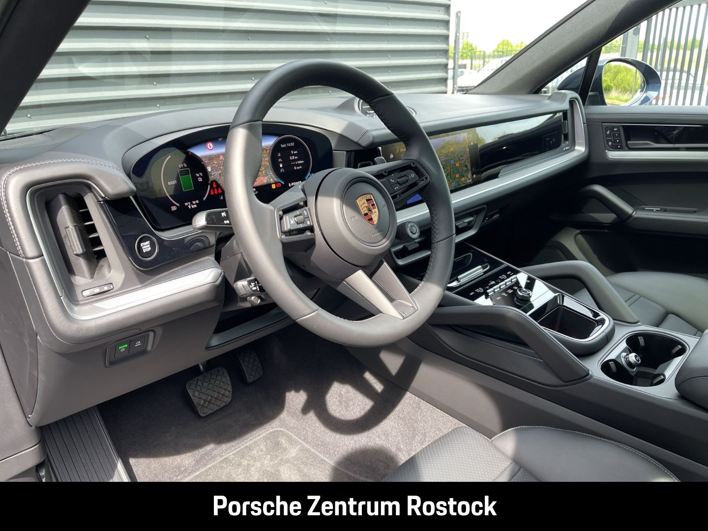 Porsche Cayenne E-Hybrid Coupe Panorama Surround-View
