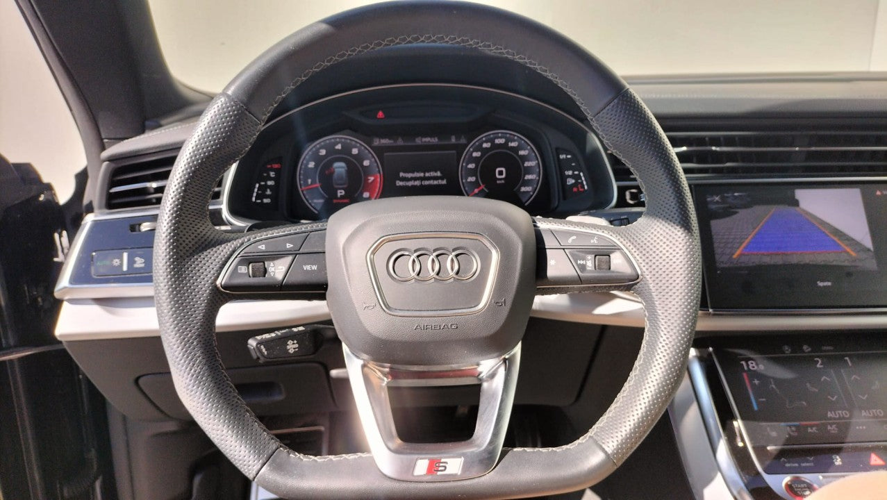 Audi SQ8