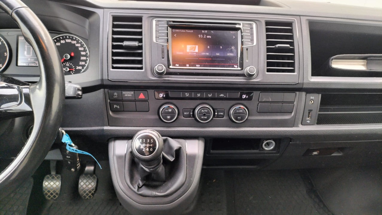 Volkswagen Caravelle