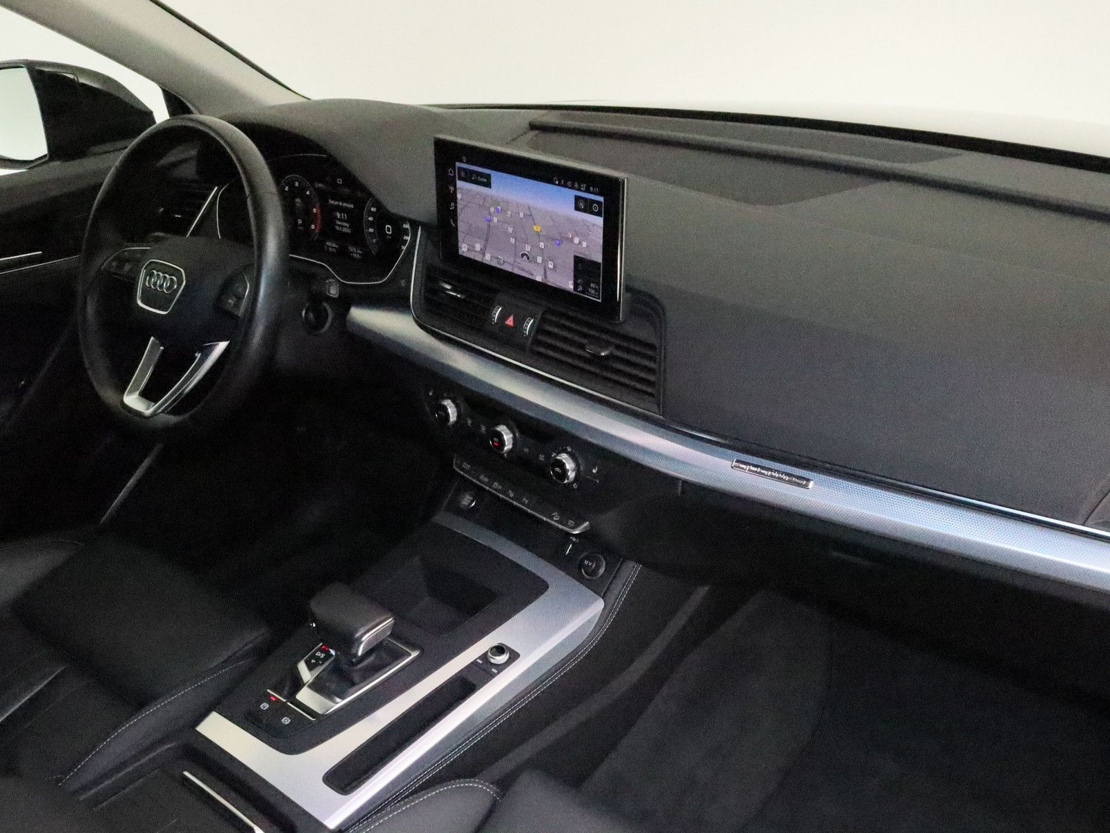 Audi Q5 40 TDI quattro advanced - Samsaru's Car Outlet