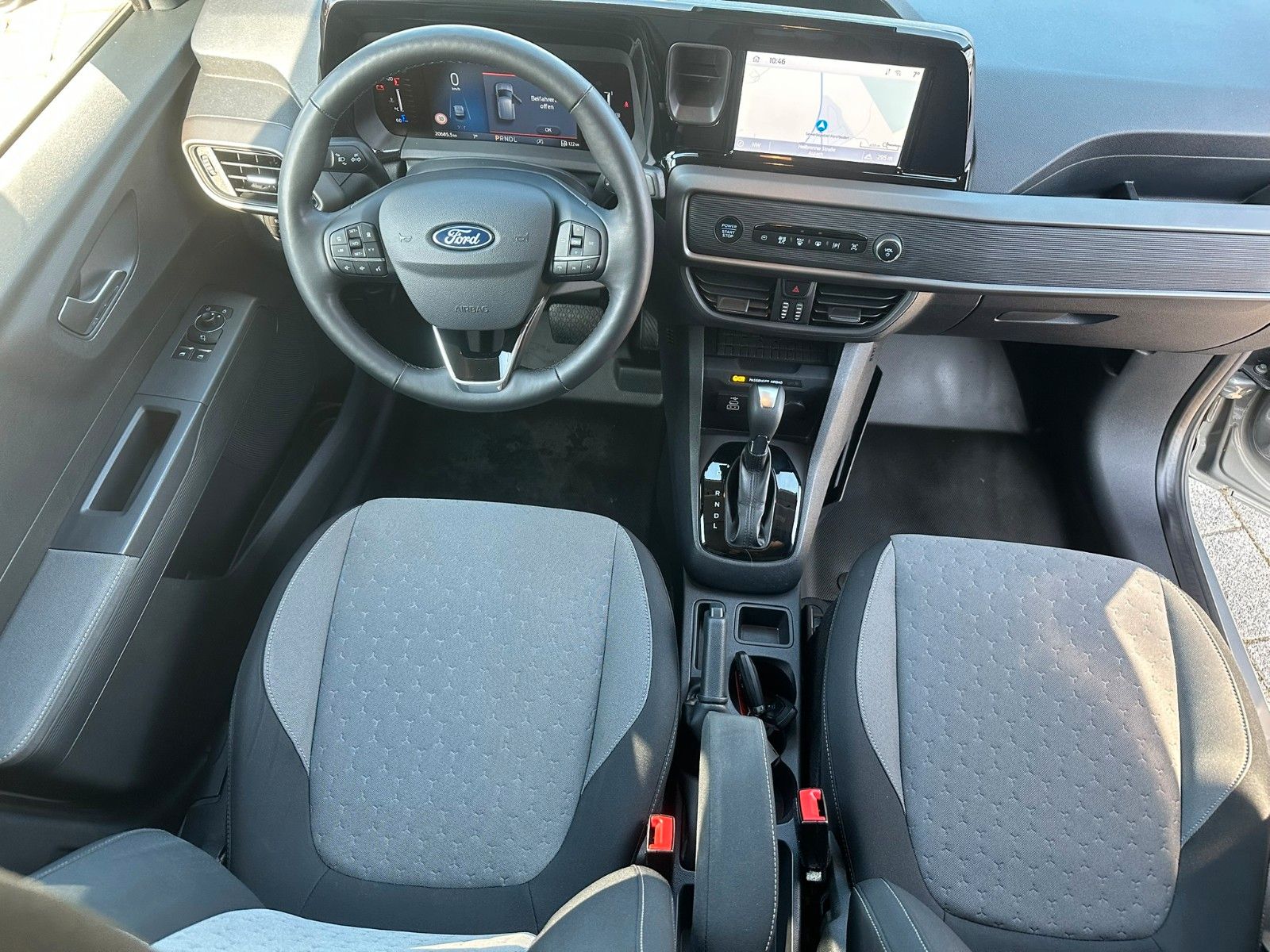 Ford Transit Courier Limited Aut. *AHK/ Navi/ Kamera*