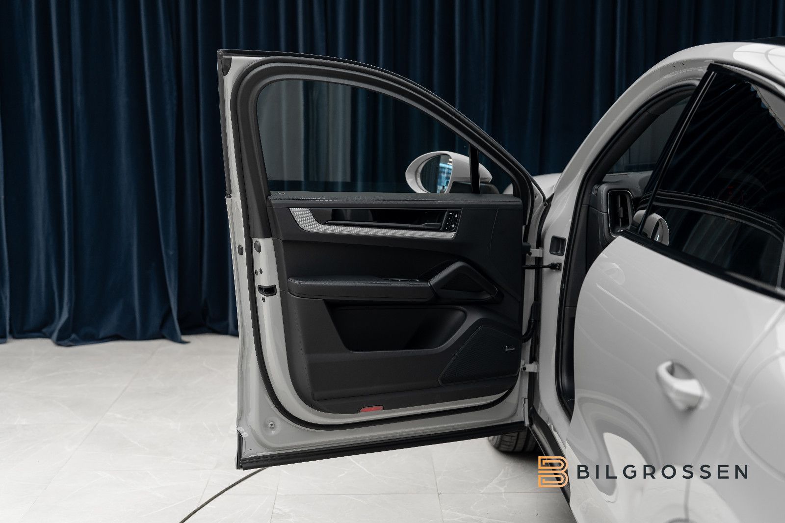 Porsche Cayenne Coupé E-Hybrid PASM BOSE SportExh P-Disp