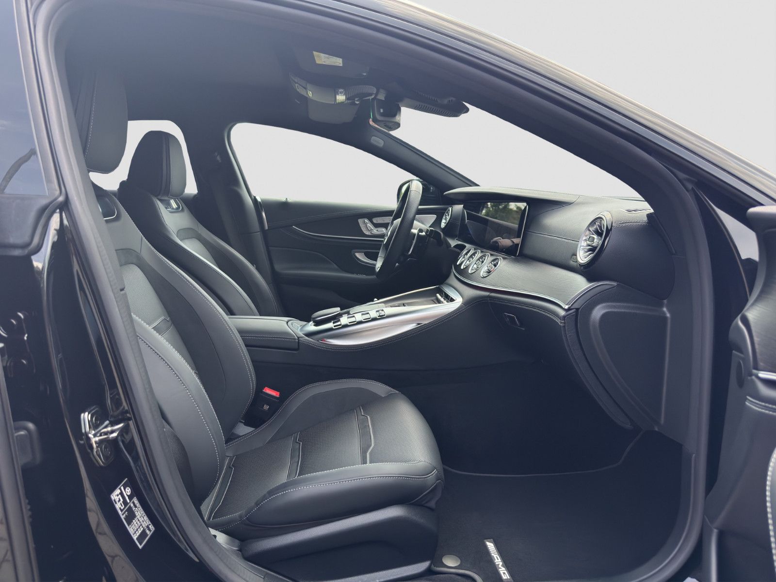 Mercedes-Benz AMG GT 63 4M+ - Samsaru's Car Outlet