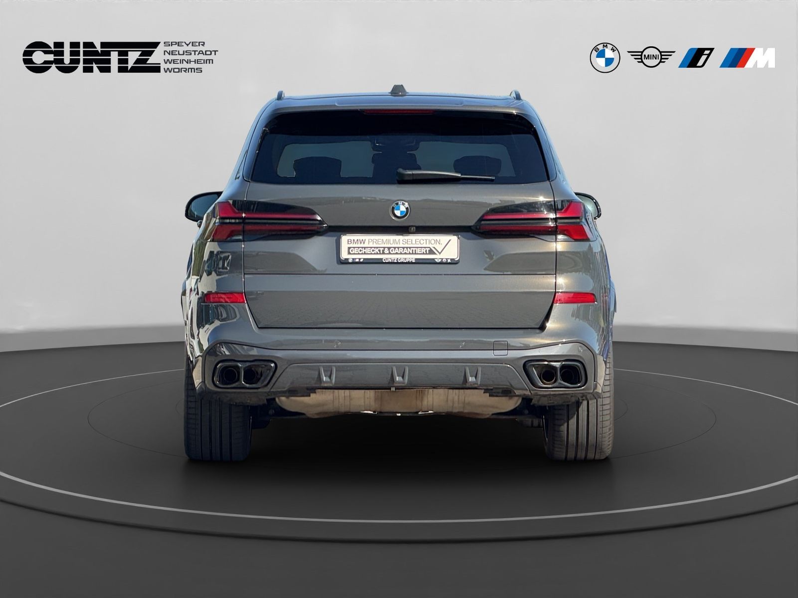 BMW X5 M60i xDrive M Paket Pro Sky Lounge Anhängerk.