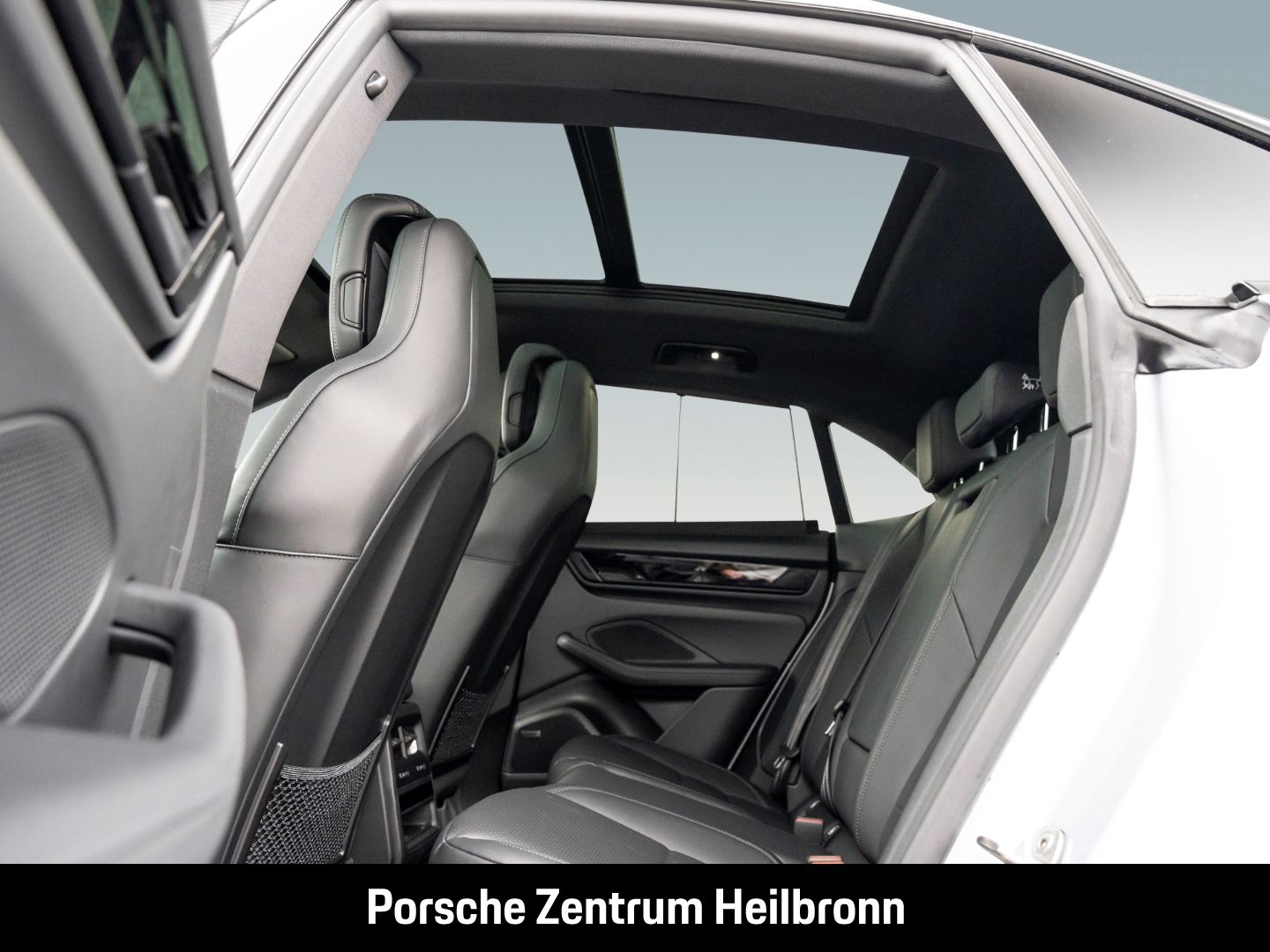 Porsche Macan 4 BOSE Luftfederung Panorama LED-Matrix