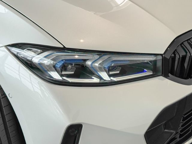 BMW 330 e xDrive Touring M Sport AHK+H&K DW 0,5 %