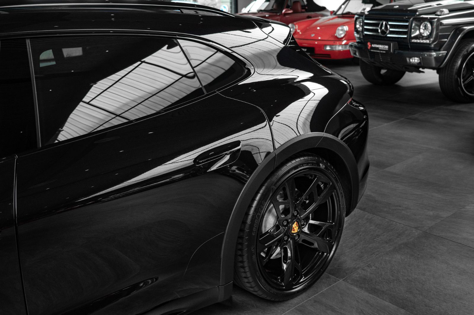 Porsche Taycan Cross Turismo Turbo #BURMESTER #MEGA SPEC