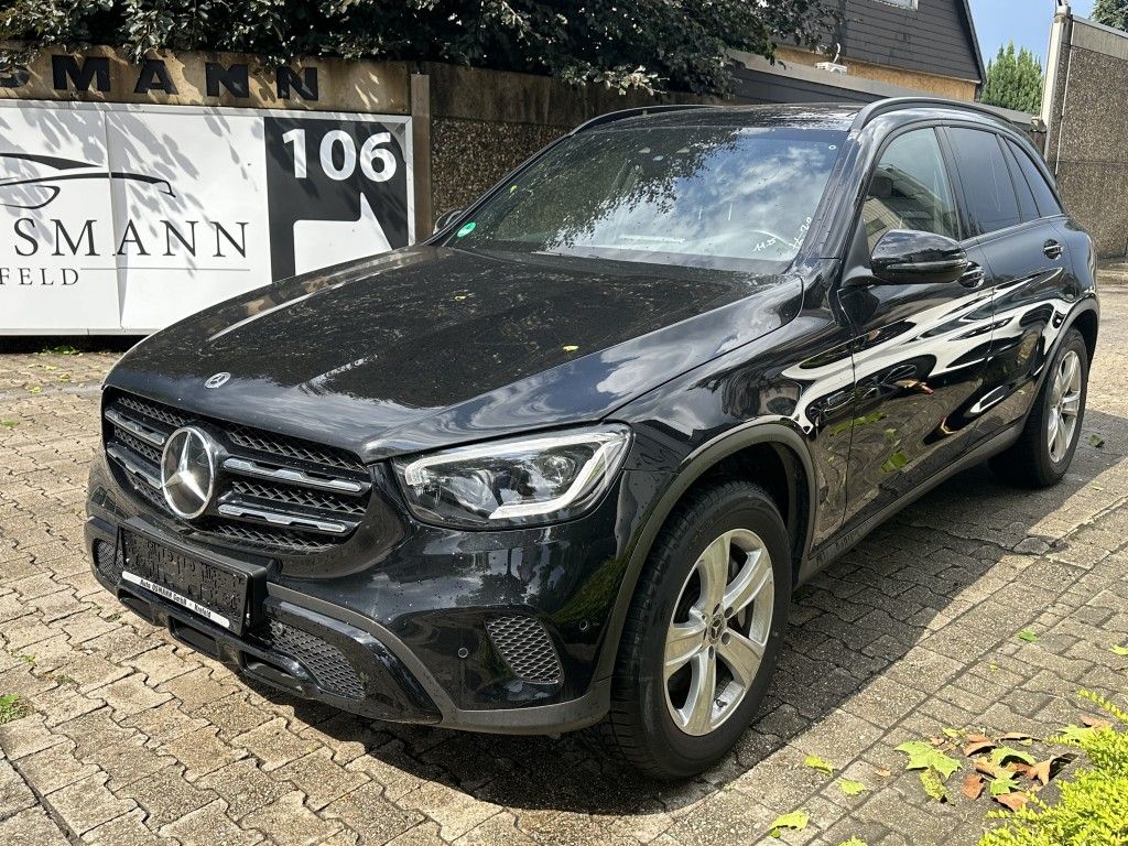 Mercedes-Benz GLC 300 e 4Matic - Samsaru's Car Outlet