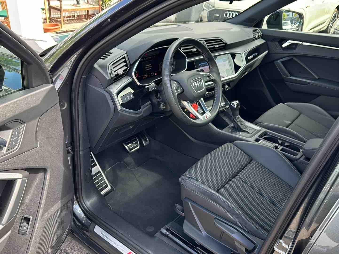 Audi Q3 Sportback 40 TFSI S line - Samsaru's Car Outlet