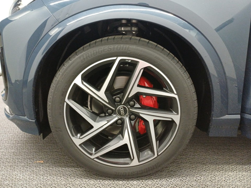 Audi Q6 e-tron quattro