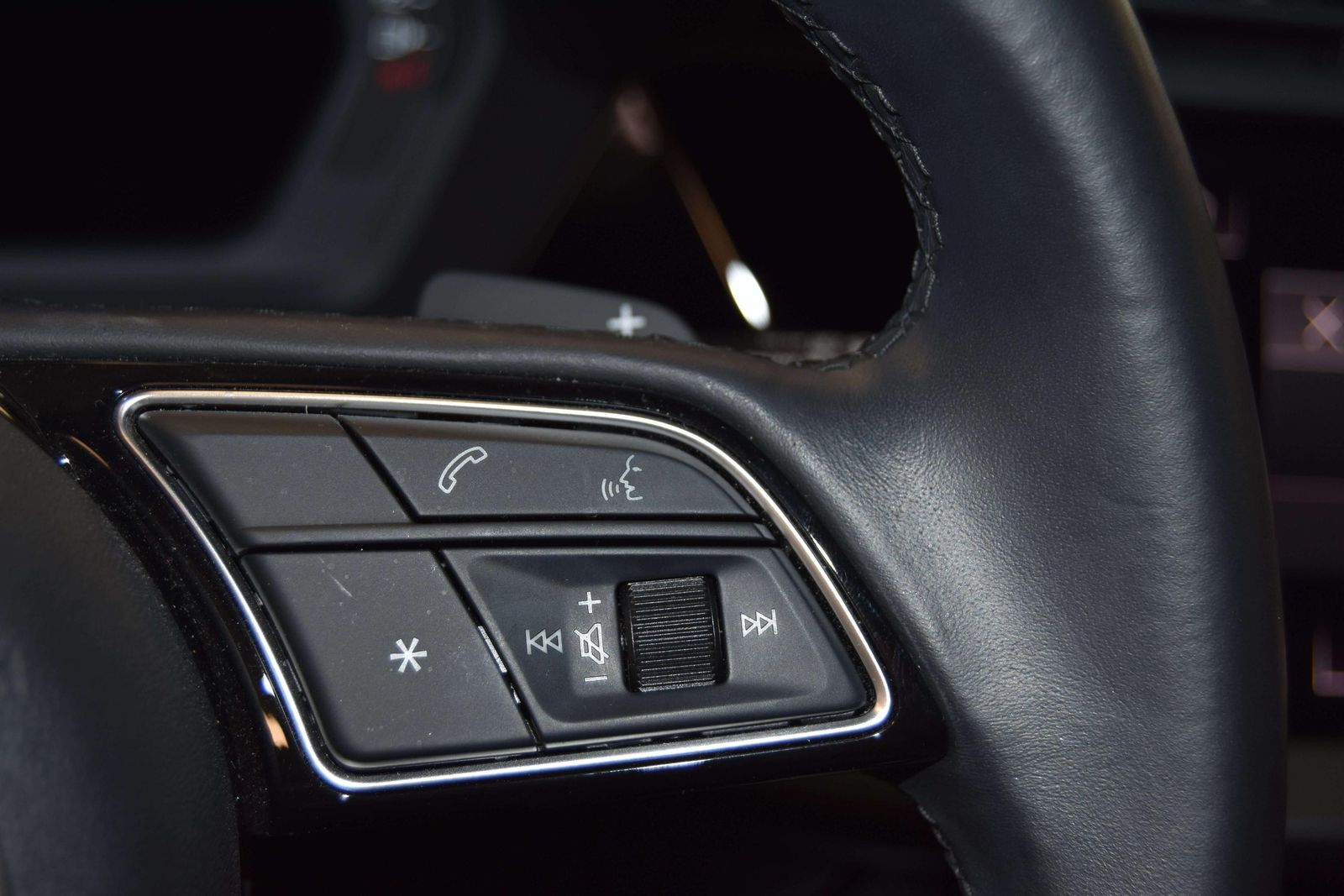 Audi A3 35 TFSI 19ZOLL S-Line 1HAND ACC LED ADVANCED