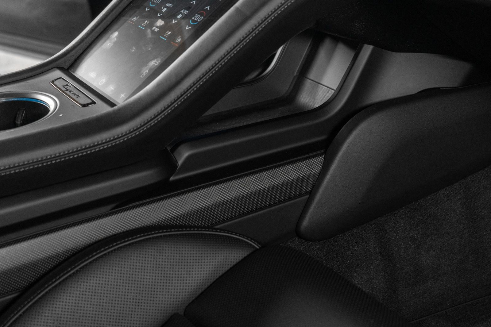 Porsche Taycan Cross Turismo Turbo #BURMESTER #MEGA SPEC