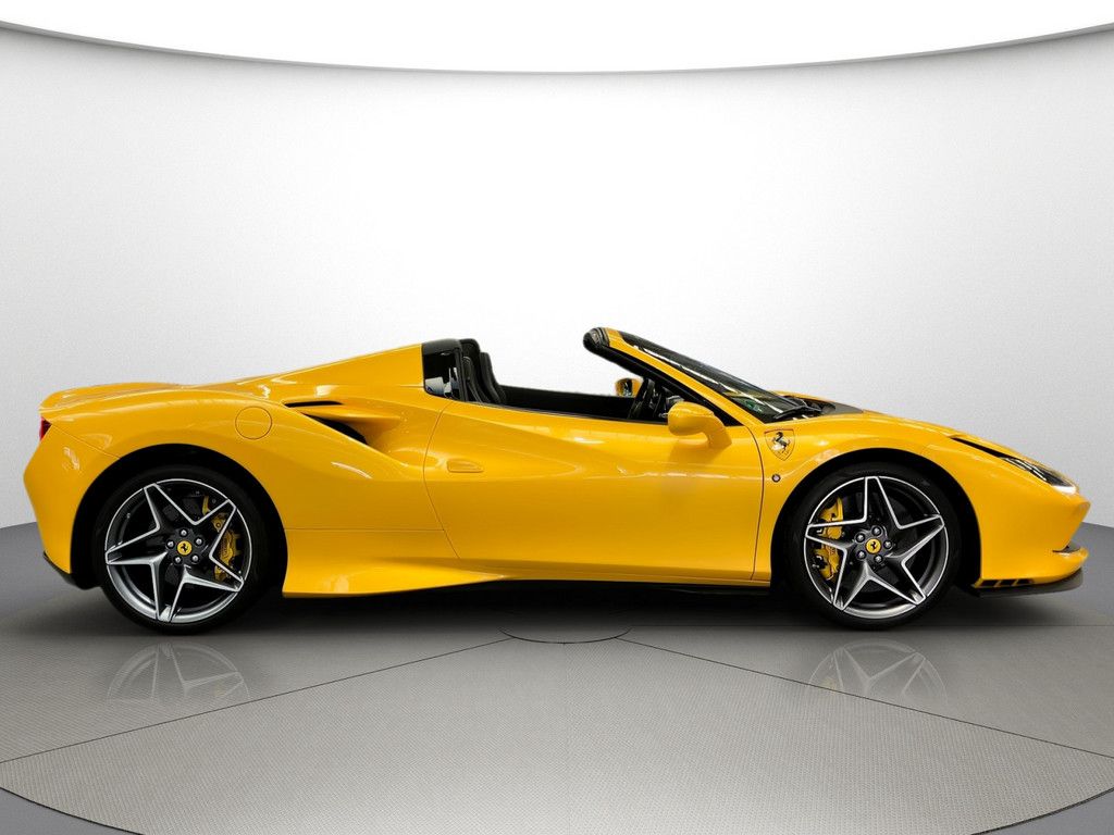 Ferrari F8 Spider - Samsaru's Car Outlet
