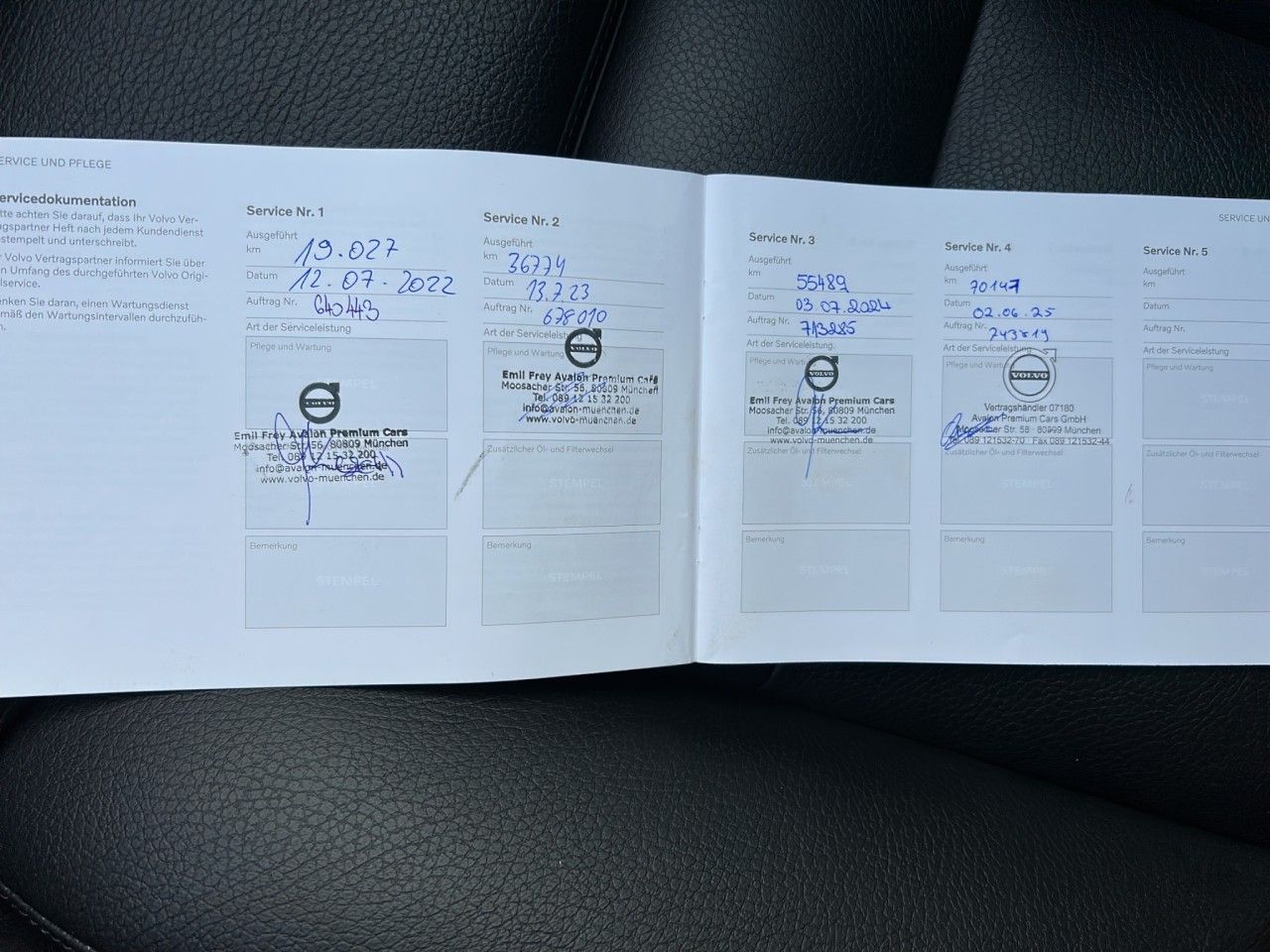 Volvo XC90 B5 Inscription AWD/7-Sitzer/Pano/AHK/Kamera