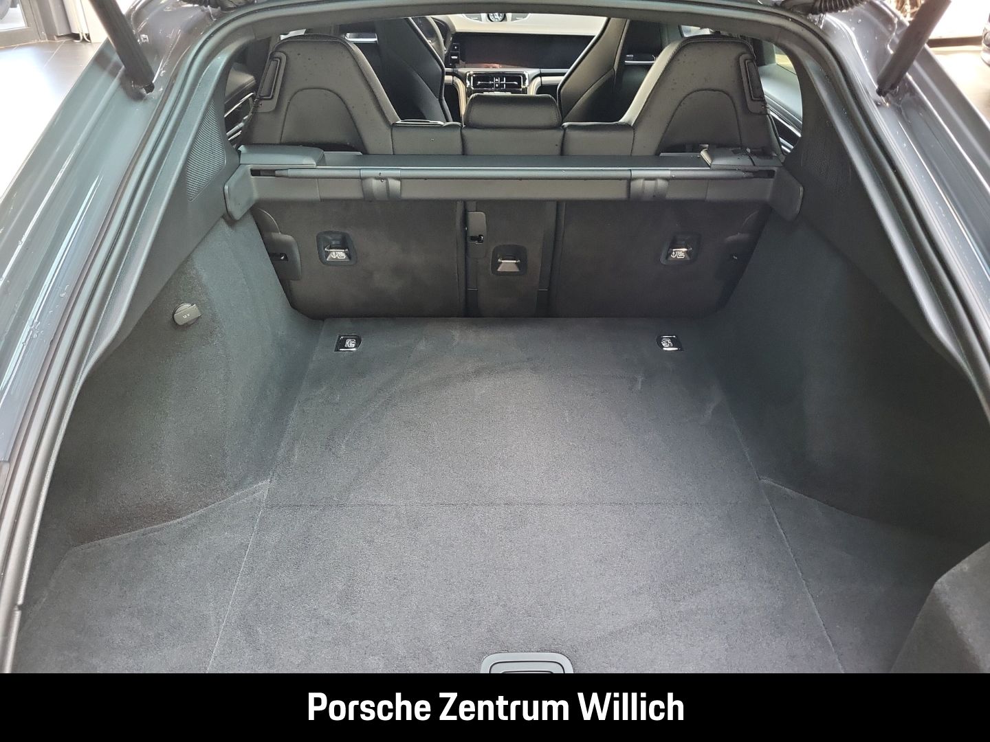 Porsche Panamera 718 GTS 4.0 BOSE LED Sportabgasanlage