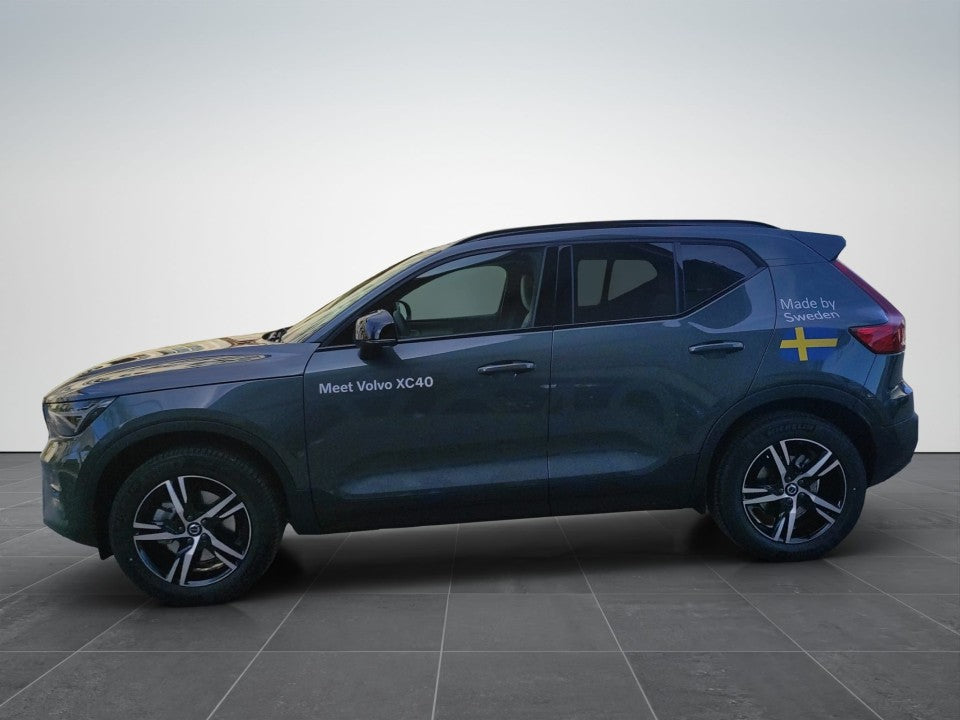 Volvo XC 40 Volvo XC40 Plus Dark B4 (P) AT7 FWD