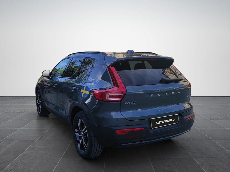 Volvo XC 40 Volvo XC40 Plus Dark B4 (P) AT7 FWD