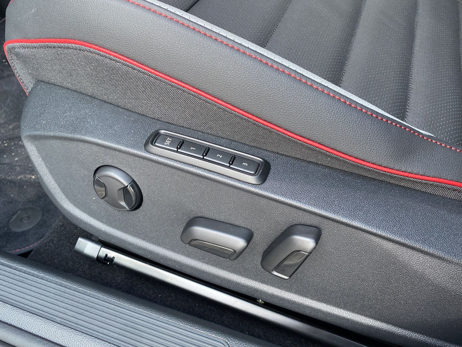 Volkswagen Golf GTI Clubsport 2.0 TSI Sound Pano IQ.Light