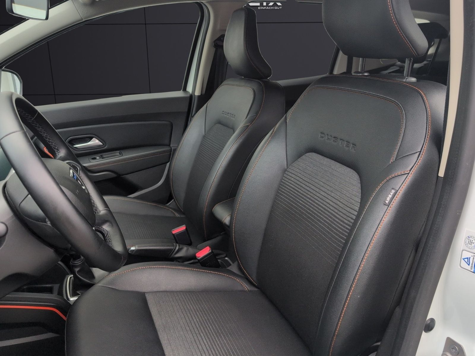 Dacia Duster Extreme TCe 130 2WD - Samsaru's Car Outlet