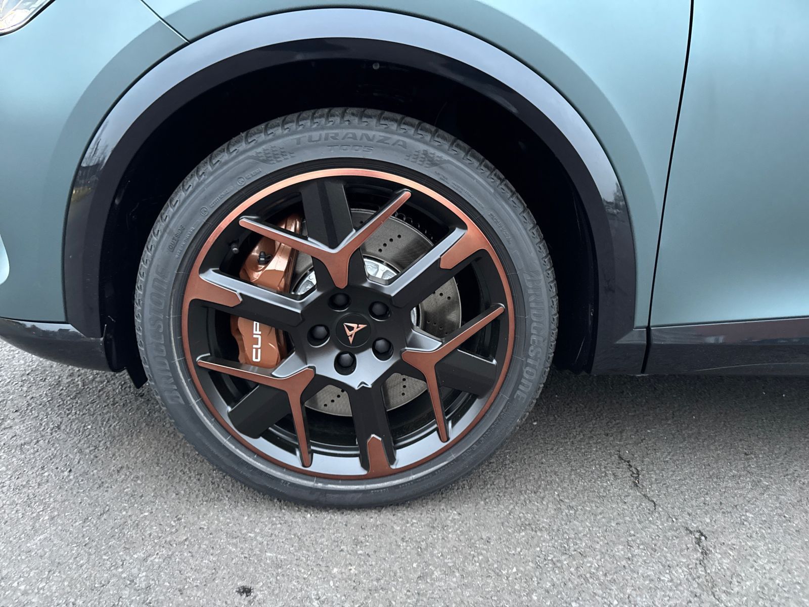 Cupra Formentor 2.0 TSI VZ 4Drive DSG, AHK, LED