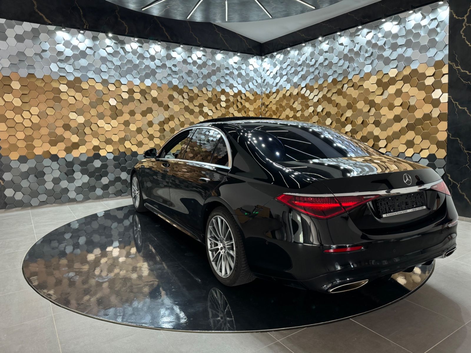 Mercedes-Benz S 580 4M Lang - Samsaru's Car Outlet