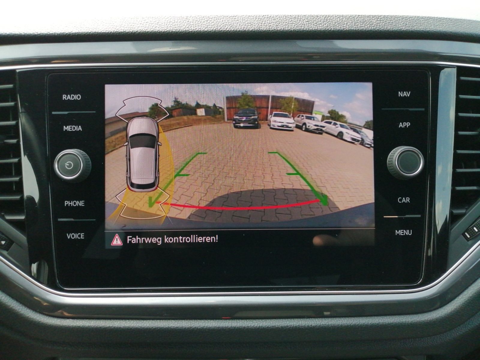 Volkswagen T-Roc Highline 2.0 TSI DSG 4M - Samsaru's Car Outlet