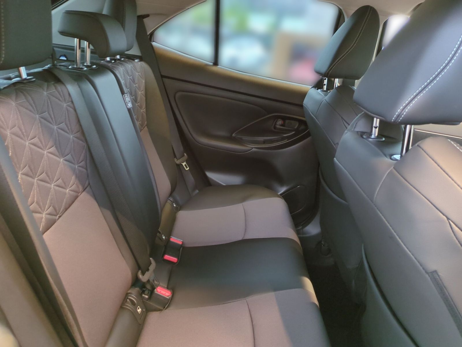 Toyota Yaris Cross 1.5 E FWD Style Plus ACC+AUT+LED+HUD