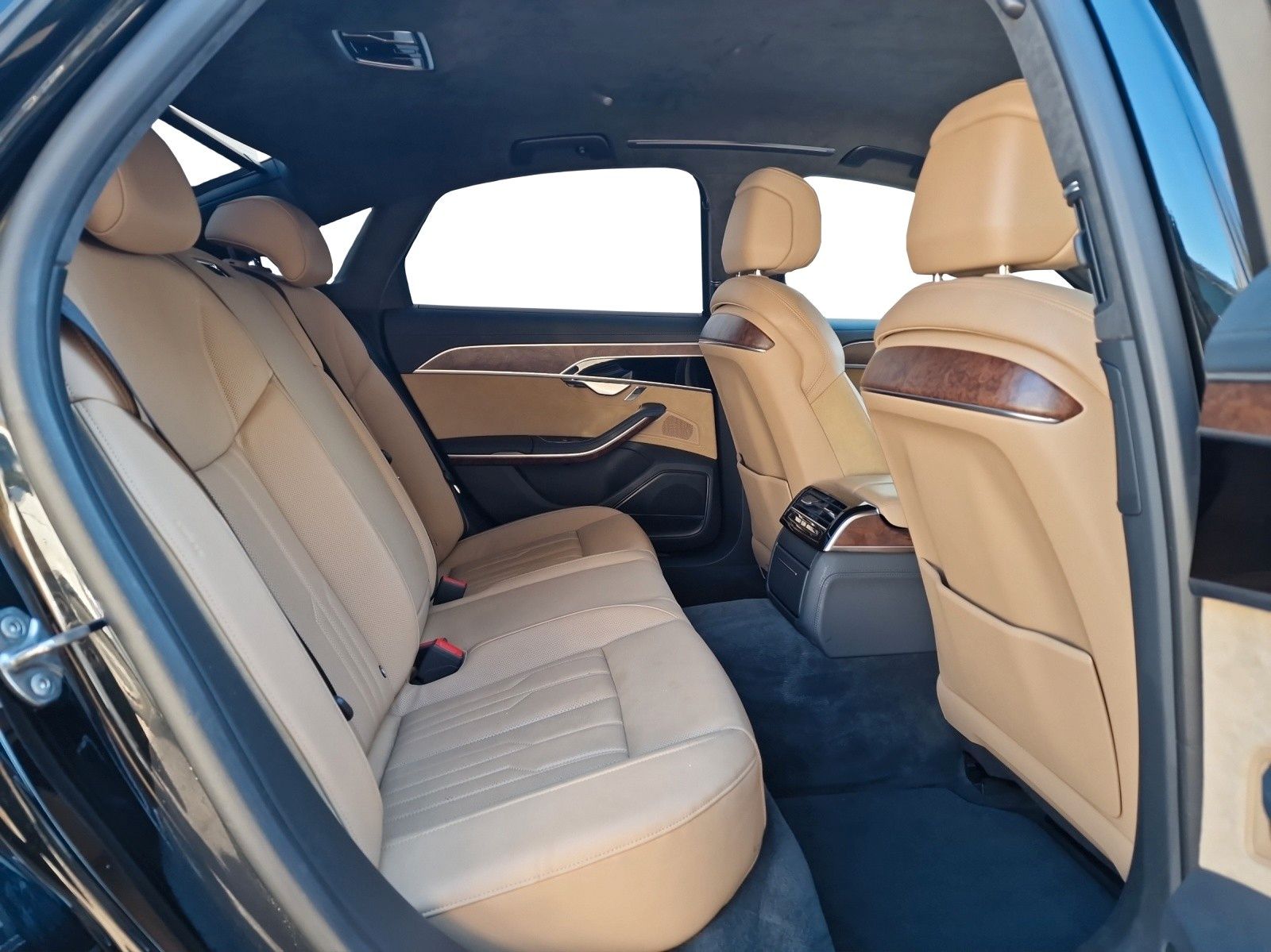 Audi A8 50 3.0 TDI quattro - Samsaru's Car Outlet