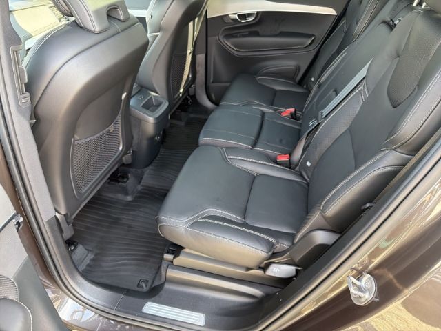 Volvo XC90 B5 Plus Dark AWD 7-Sitzer Luftfahrw. Panora