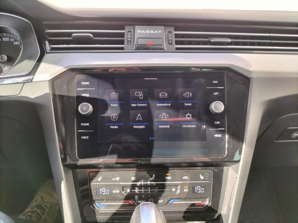 Volkswagen Passat 2.0 TDI 150CP