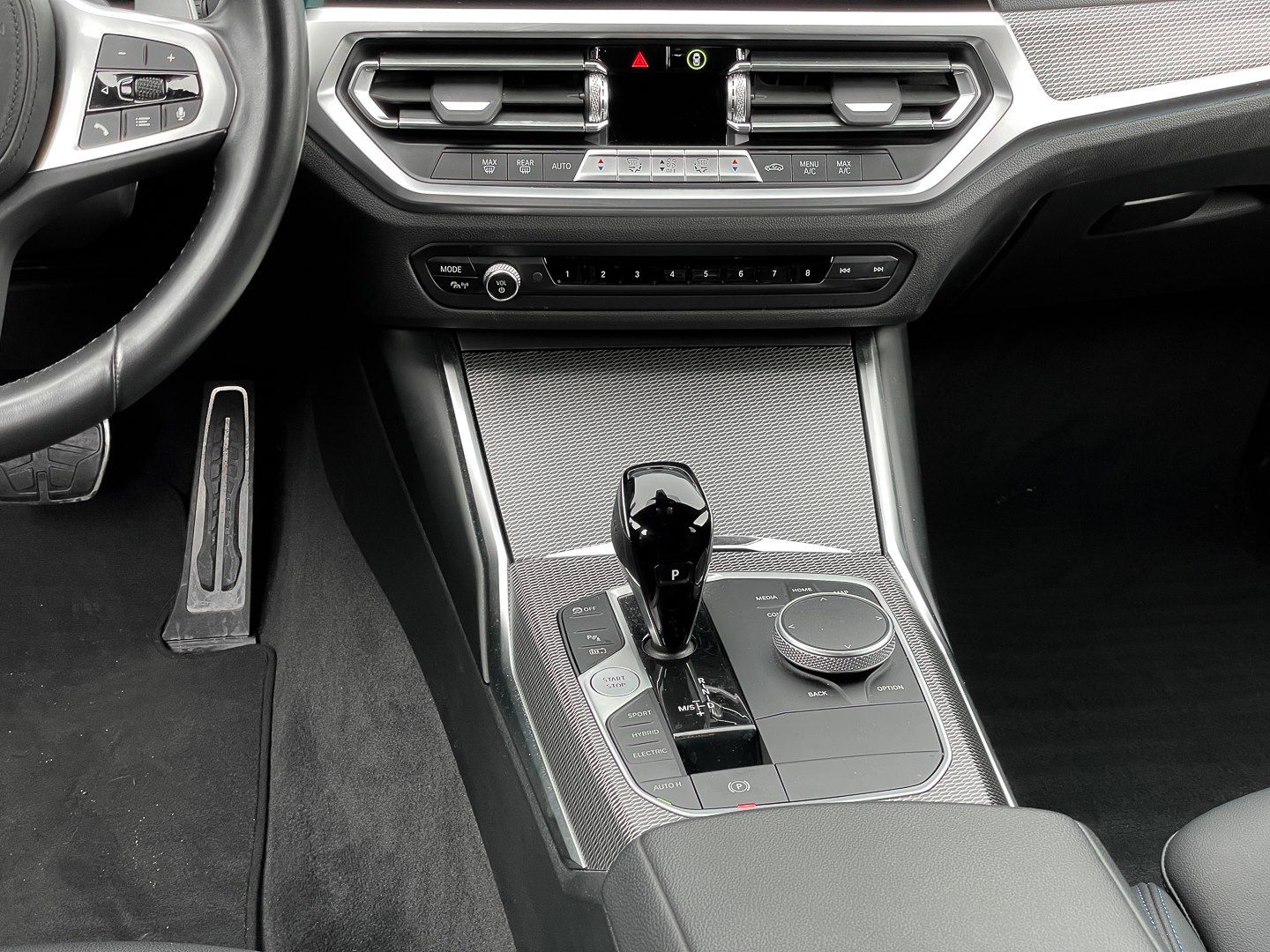 BMW 330e Touring M Sport - Samsaru's Car Outlet