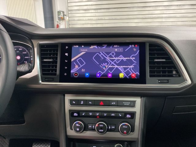 Seat Ateca Xperience 2,0 TDI AHK-klappbar Navi Digita